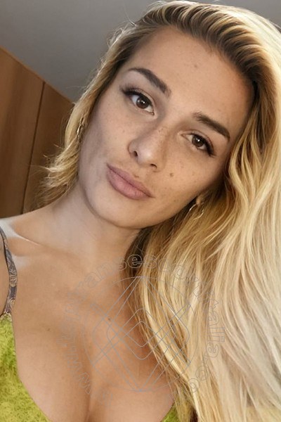 Foto selfie di Angela transescort Rieti