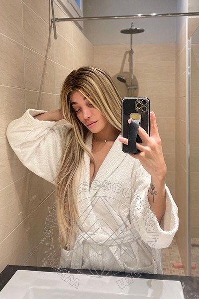 Foto selfie di Sofia Rabello transescort Milano