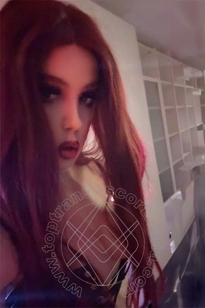 Foto selfie 4 di Bianca Occhiblu transescort San Benedetto Del Tronto