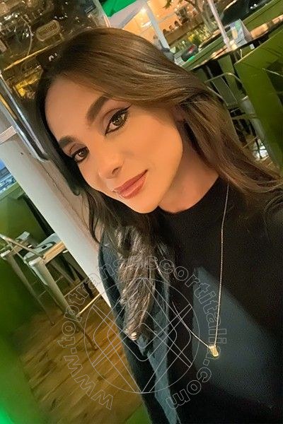 Foto selfie 1 di Helena Meirelles transescort Milano