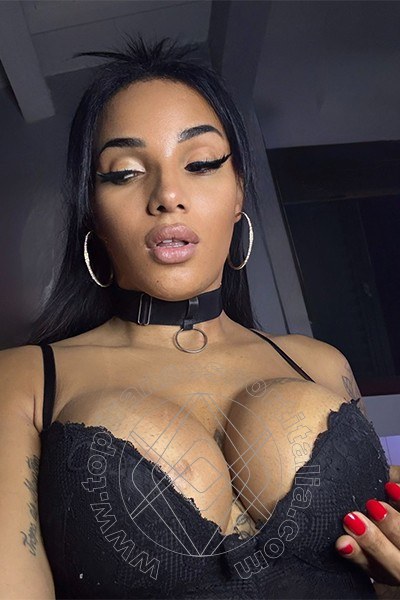 Foto selfie 3 di Beatrice Muniz transescort Lucca