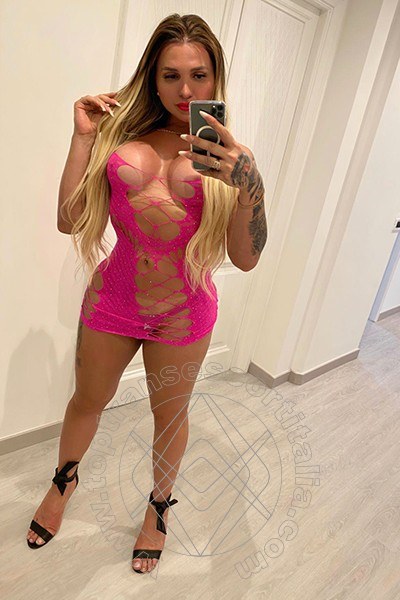 Foto selfie di Pietra Rockenbach transescort Milano