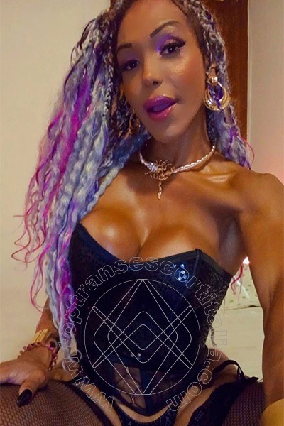 Foto selfie 18 di Wanessa Armani transescort Frosinone