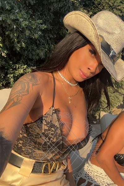 Foto selfie 5 di Arianna Ferrari Pornostar transescort Napoli