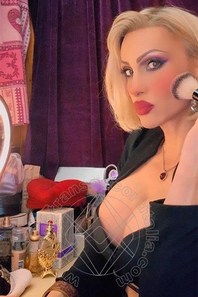 Foto selfie 90 di Regina Audrey Italiana transescort Monza