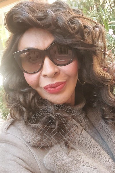 Foto selfie 23 di Tainá Oliveira transescort Prato