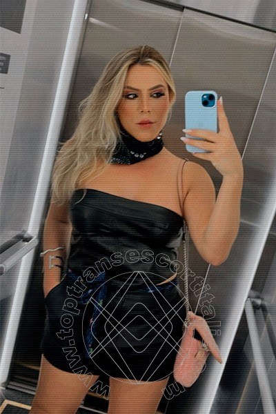 Foto selfie di Rayssa Victoria transescort Londra