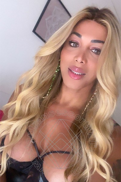 Foto selfie 8 di Camilla Brazil transescort Roma