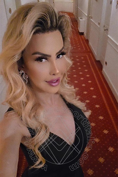 Foto selfie di Mina transescort Legnano