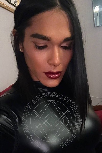 Foto selfie di Bella Dominatrix transescort Milano