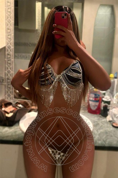 Foto selfie di Evelyn Domenicana transescort Cuneo
