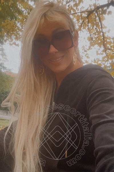Foto selfie 5 di Jennifer Freitas transescort Massa