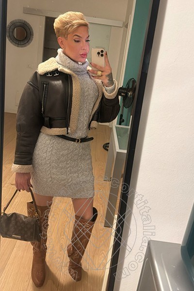 Foto selfie 11 di Luna Marks Pornostar transescort Trieste