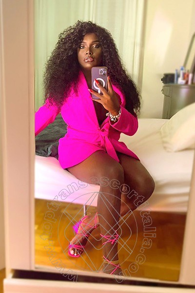 Foto selfie 7 di Karol Bombom transescort Londra