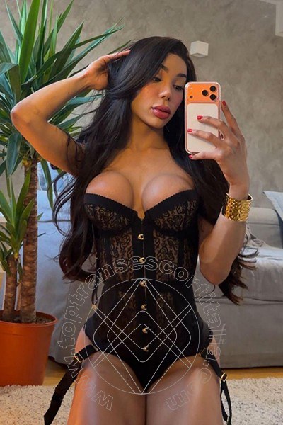 Foto selfie 4 di Isabella Lopes transescort Milano
