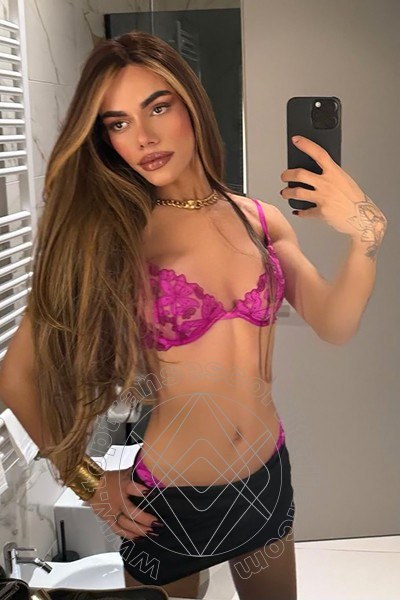 Foto selfie 17 di Rafaella Menicucci Xxl transescort Napoli