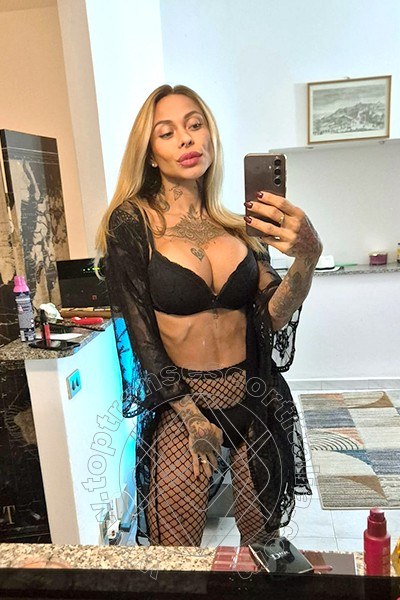 Foto selfie 4 di Alessandra Toledo Pornostar transescort Rimini