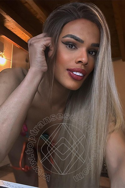 Foto selfie 5 di Vitoria Evans transescort Forlì