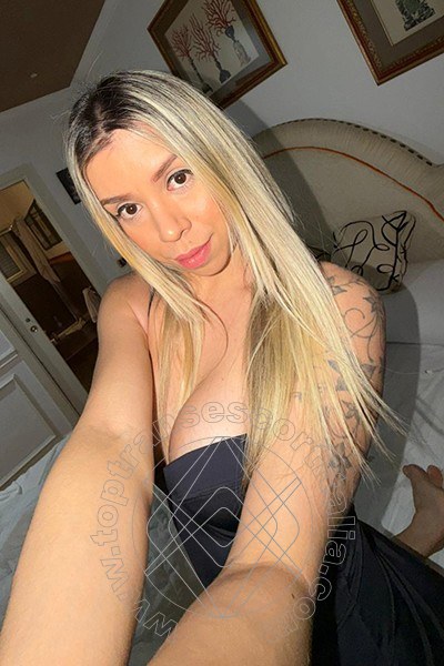 Foto selfie 4 di Pornostar Riane Mello transescort Roma