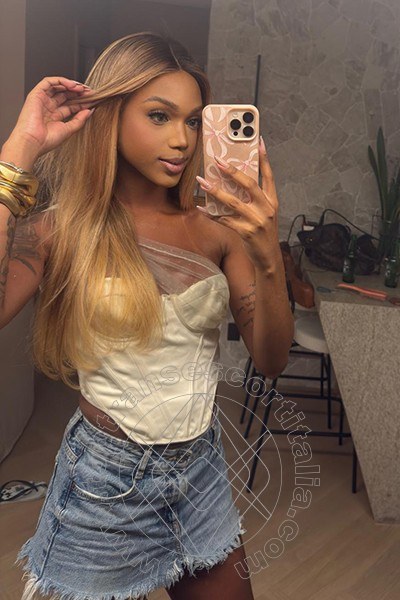 Foto selfie 3 di Antonella Veloso transescort Varese