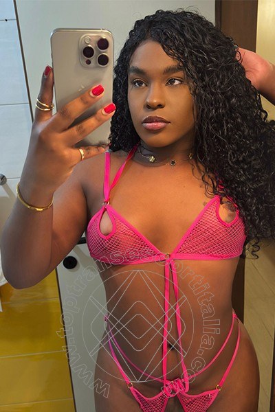 Foto selfie di Samyra transescort Alba Adriatica