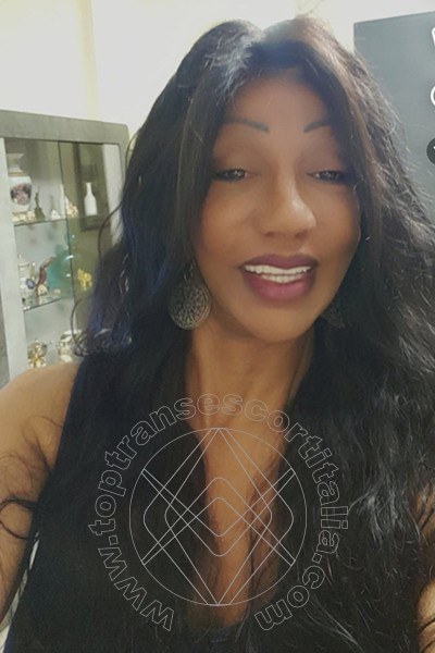 Foto selfie di Roberta Hot transescort Rimini