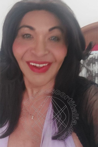 Foto selfie 2 di Tainá Oliveira transescort Prato