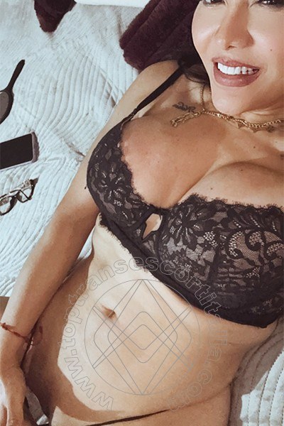 Foto selfie hot di Ruby Moore transescort Amsterdam