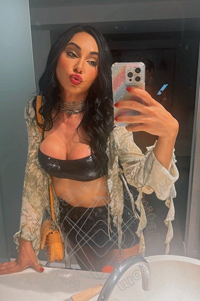 Foto selfie 74 di Jennifer Anguria Pornostar transescort Civitanova Marche