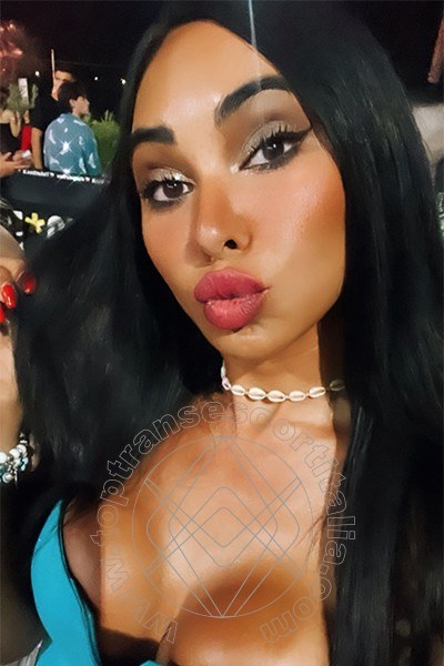 Foto selfie 58 di Jennifer Anguria Pornostar transescort Civitanova Marche