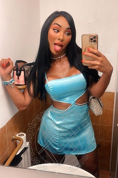 Foto selfie 49 di Jennifer Anguria Pornostar transescort Civitanova Marche
