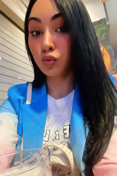 Foto selfie 40 di Jennifer Anguria Pornostar transescort Civitanova Marche