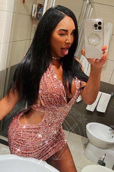 Foto selfie 24 di Jennifer Anguria Pornostar transescort Civitanova Marche