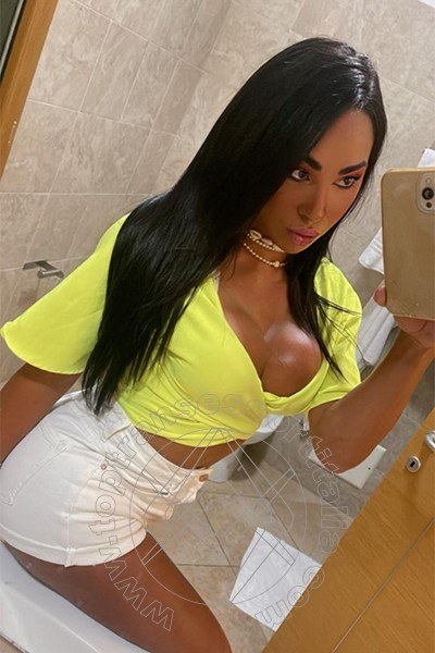 Foto selfie 3 di Jennifer Anguria Pornostar transescort Civitanova Marche