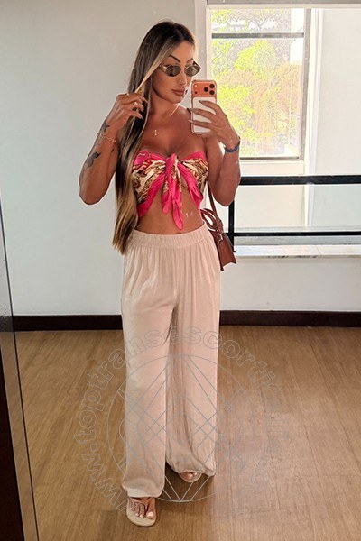 Foto selfie 21 di Raphaela Martins Pornostar transescort Savona