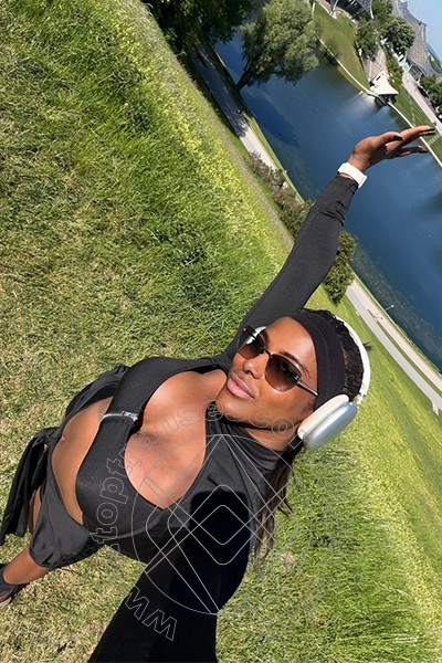 Foto selfie 6 di Jasmine Fox transescort Milano