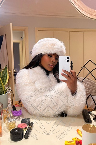Foto selfie 14 di Jasmine Fox transescort Milano