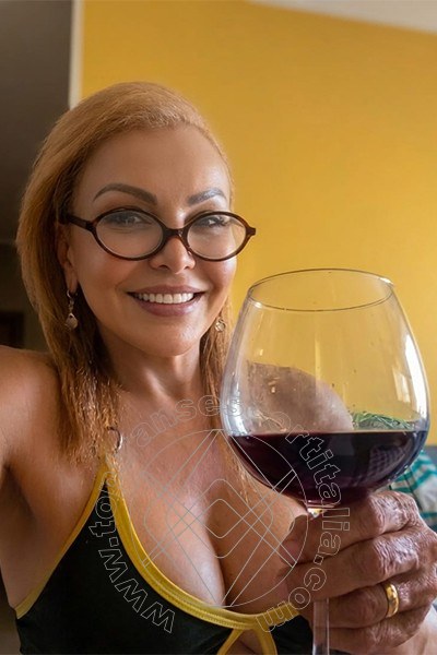 Foto selfie di Claudia transescort Losanna