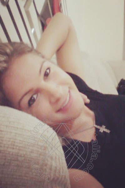 Foto selfie 53 di Dany de Castro Pornostar transescort Treviso