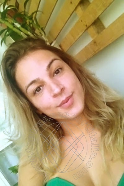 Foto selfie 22 di Dany de Castro Pornostar transescort Treviso