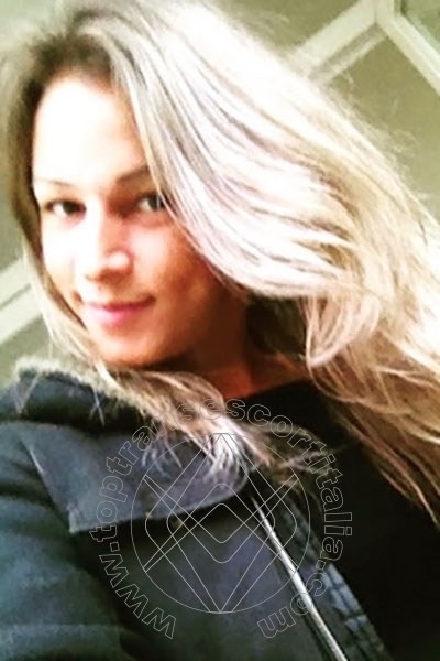 Foto selfie 38 di Dany de Castro Pornostar transescort Treviso