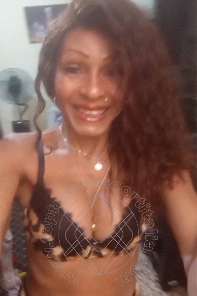 Foto selfie di Fabiola Beker transescort Cavi Di Lavagna