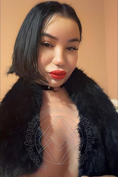 Foto selfie 4 di Mimi Pulgarin transescort Desenzano Del Garda