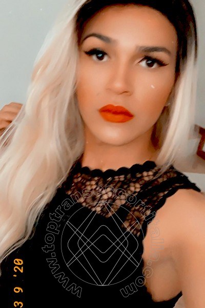 Foto selfie 37 di Giulia Araujo transescort Torino