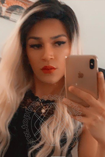 Foto selfie 54 di Giulia Araujo transescort Torino