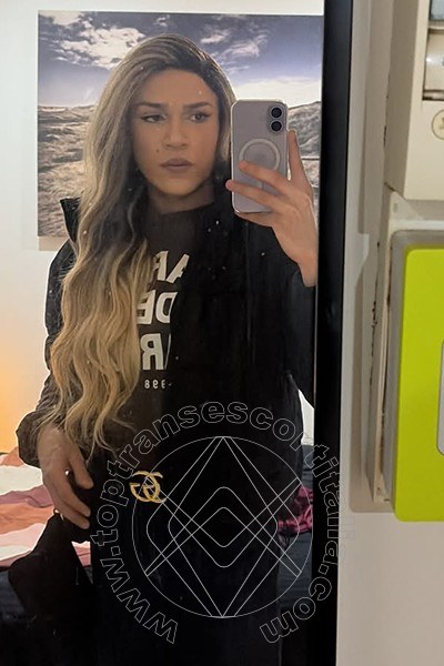 Foto selfie di Giulia Araujo transescort Torino