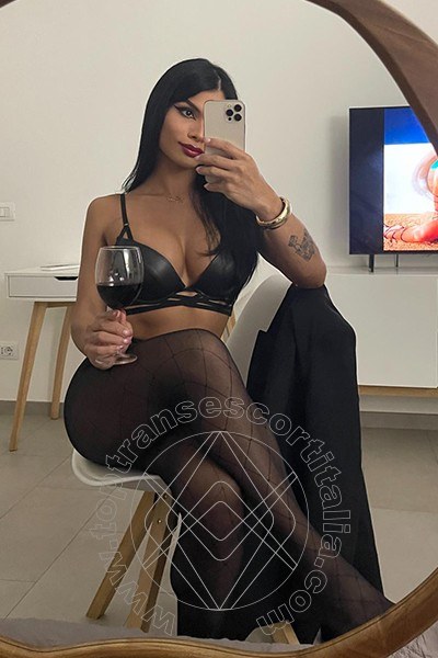 Foto selfie 2 di Larissa Bambola transescort Roma