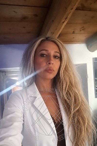 Foto selfie di Sophie Massaggiatrice transescort Piacenza