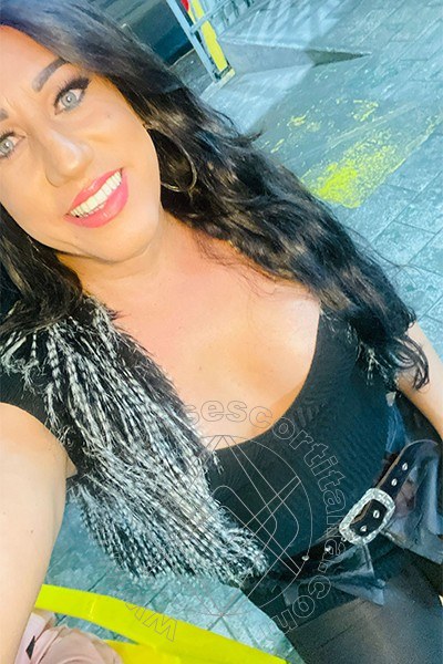 Foto selfie 1 di Luciana pugliese transescort Alba Adriatica