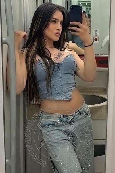 Foto selfie 1 di Julianna transescort Frosinone
